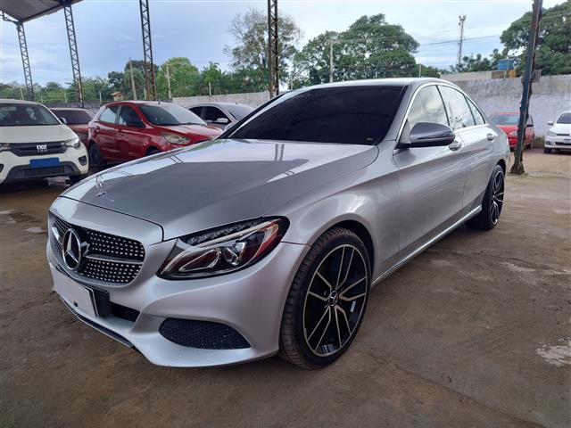 MERCEDES-BENZ C180 1.6 ANO 2015/2016