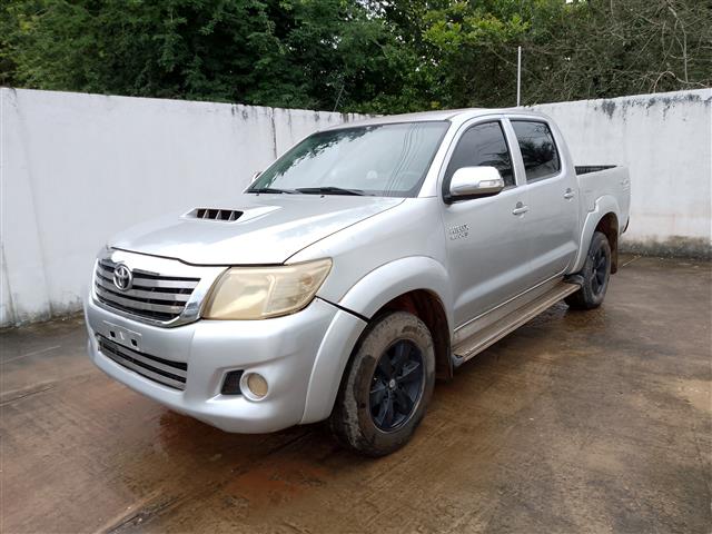 TOYOTA HILUX CD4X4 3.0 SRV 2013/2013