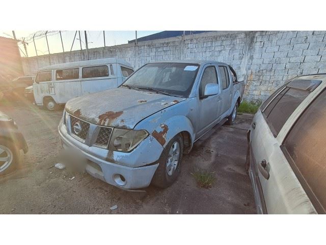 NISSAN FRONTIER XE 2.5 4X4 ANO 2011/2012